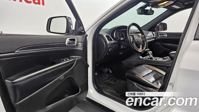 Jeep Grand Cherokee 3.6 Limited WK2 2019 — фото 10