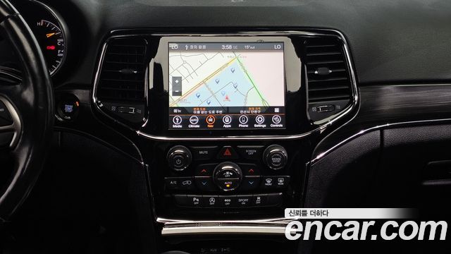 Jeep Grand Cherokee 3.6 Limited WK2 2019 — фото 16