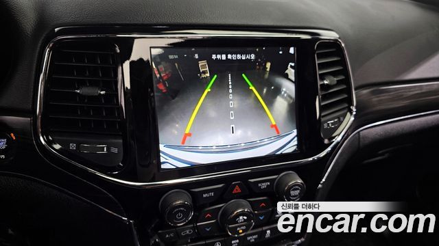 Jeep Grand Cherokee 3.6 Limited WK2 2019 — фото 18