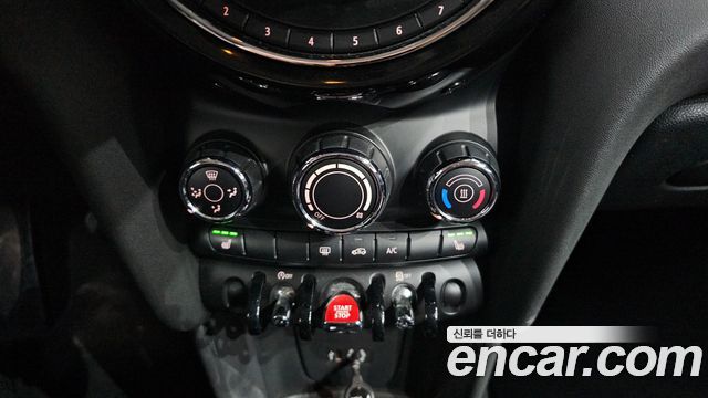 MINI Cooper Standard Third Generation 2017 — фото 15