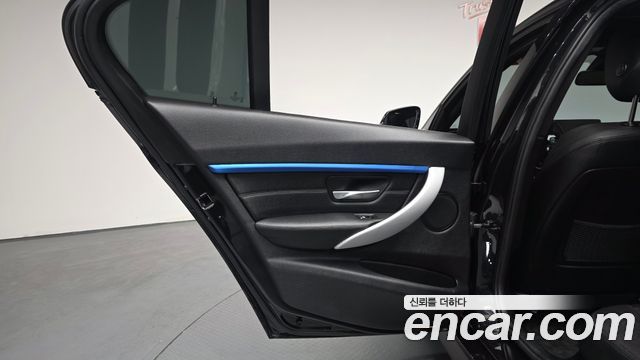 BMW 3 Series (F30) 330i M Sport 2017 — фото 25