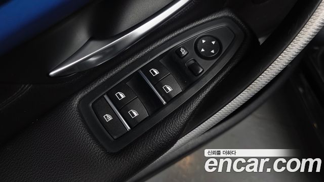 BMW 3 Series (F30) 330i M Sport 2017 — фото 30