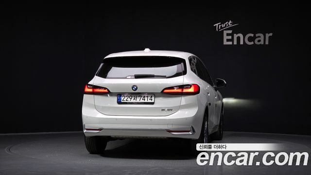BMW 2 Series Active Tourer (U06) 220i Luxury 2024 — фото 4