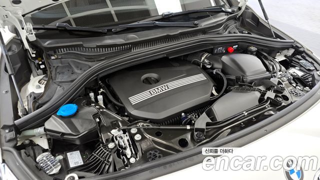 BMW 2 Series Active Tourer (U06) 220i Luxury 2024 — фото 6