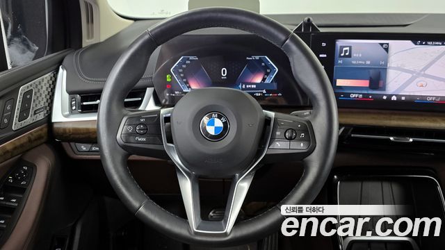 BMW 2 Series Active Tourer (U06) 220i Luxury 2024 — фото 15