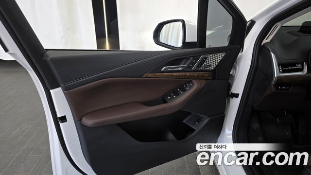 BMW 2 Series Active Tourer (U06) 220i Luxury 2024 — фото 24