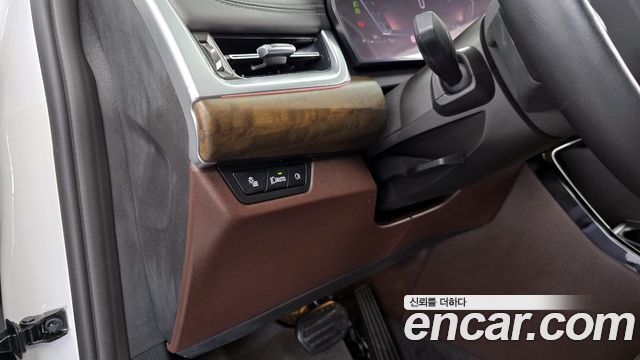BMW 2 Series Active Tourer (U06) 220i Luxury 2024 — фото 29