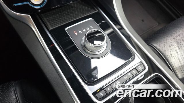 Jaguar XF (X260) 25t Prestige 2016 — фото 9