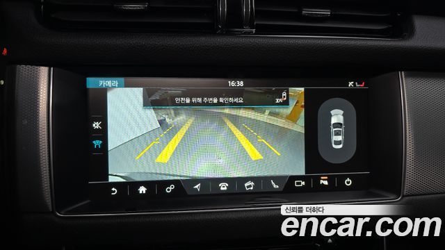 Jaguar XF (X260) 25t Prestige 2016 — фото 15