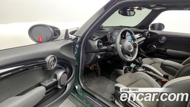 MINI Cooper S JCW 3rd Generation 2022 — фото 10