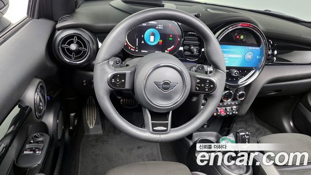 MINI Cooper S JCW 3rd Generation 2022 — фото 17