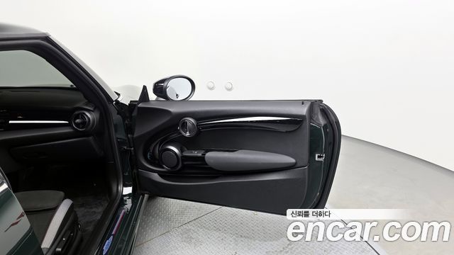 MINI Cooper S JCW 3rd Generation 2022 — фото 30