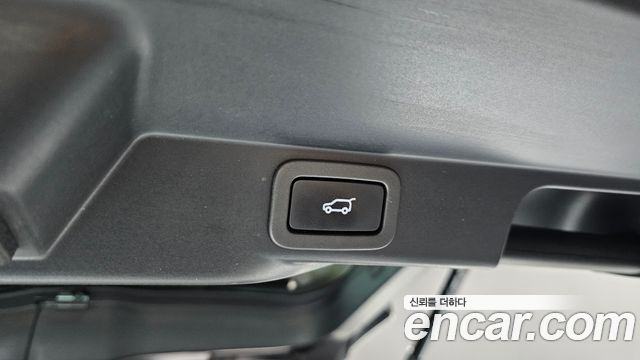Land Rover Range Rover Sport (II) 3.0 SDV6 HSE Dynamic 2017 — фото 20