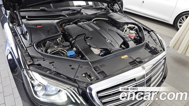 Mercedes-Benz S-Class (W222) S560eL 2020 — фото 6