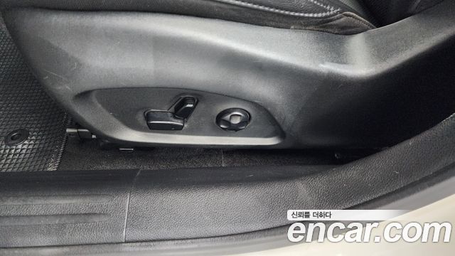 Jeep Compass (II) 2.4 Limitied AWD 2019 — фото 36