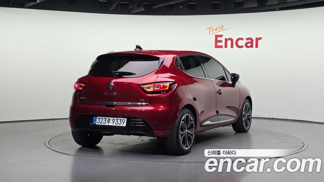 Renault Korea Clio Intens 2018 — фото 2