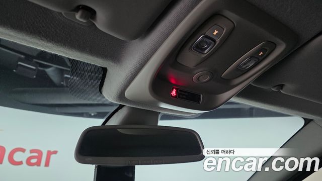 Renault Korea Clio Intens 2018 — фото 19