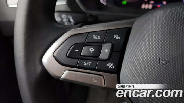 Volkswagen Tiguan (II) 2.0 TDI Prestige 2023 — фото 16