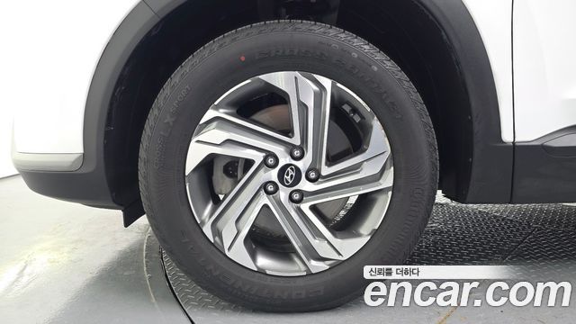 Hyundai Santa Fe Gasoline 2.5T 4WD Prestige 2023 — фото 5