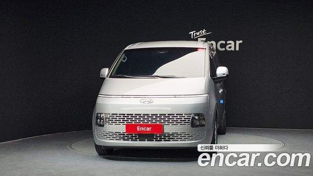 Hyundai Staria L3.5 Cargo 5-Seater Modern 2022 — фото 3