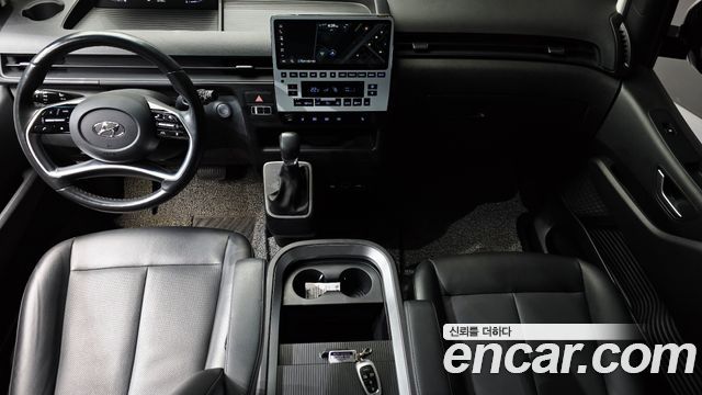 Hyundai Staria L3.5 Cargo 5-Seater Modern 2022 — фото 7