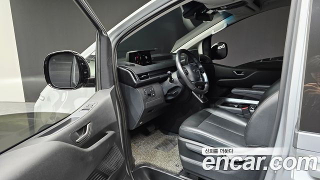Hyundai Staria L3.5 Cargo 5-Seater Modern 2022 — фото 10