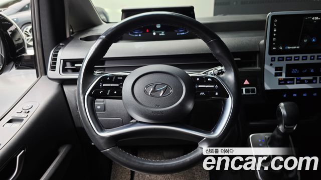 Hyundai Staria L3.5 Cargo 5-Seater Modern 2022 — фото 13