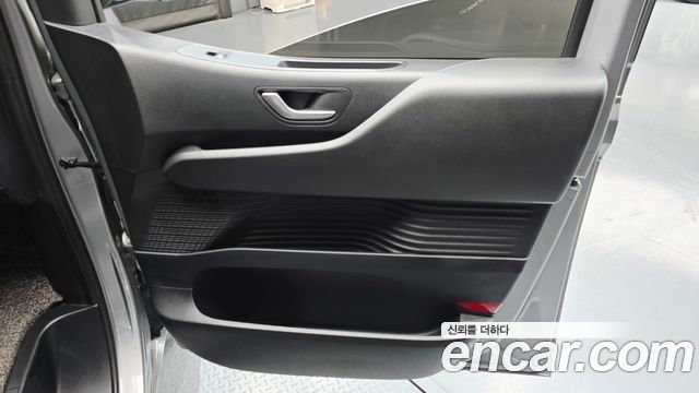 Hyundai Staria L3.5 Cargo 5-Seater Modern 2022 — фото 25