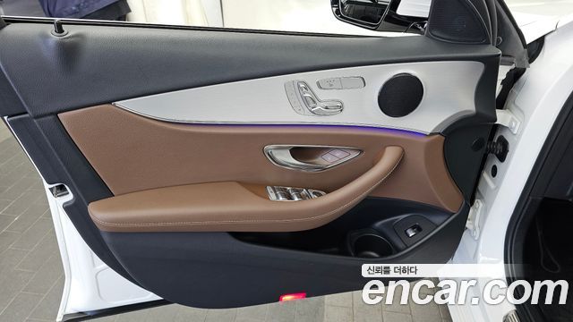 Mercedes-Benz E-Class (W213) E250 Avantgarde 2021 — фото 24