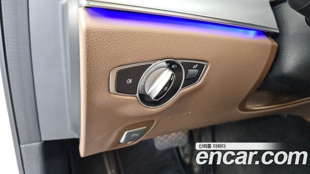 Mercedes-Benz E-Class (W213) E250 Avantgarde 2021 — фото 30