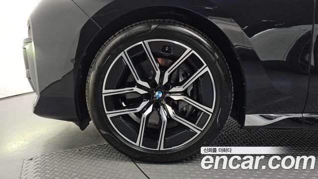 BMW 7 Series (G70) 740i xDrive M Sport 2025 — фото 5