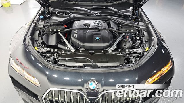 BMW 7 Series (G70) 740i xDrive M Sport 2025 — фото 6