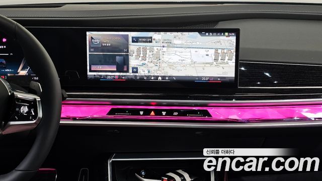 BMW 7 Series (G70) 740i xDrive M Sport 2025 — фото 13