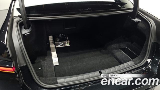 BMW 7 Series (G70) 740i xDrive M Sport 2025 — фото 31