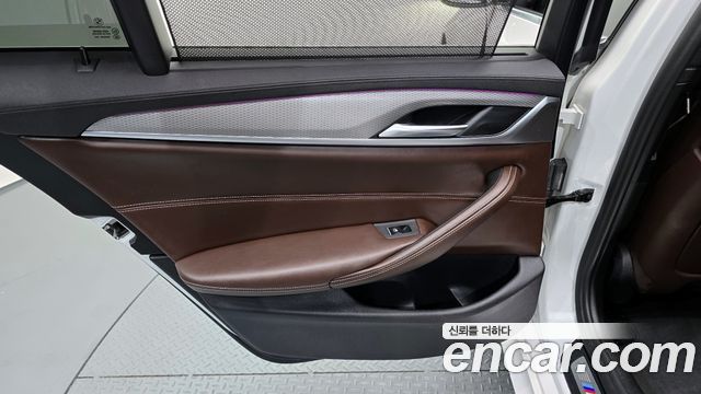 BMW 5 Series (G30) 520d M Sport Package Plus 2019 — фото 25