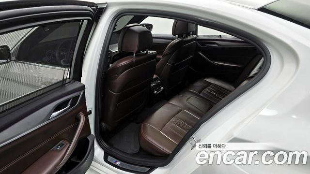 BMW 5 Series (G30) 520d M Sport Package Plus 2019 — фото 26