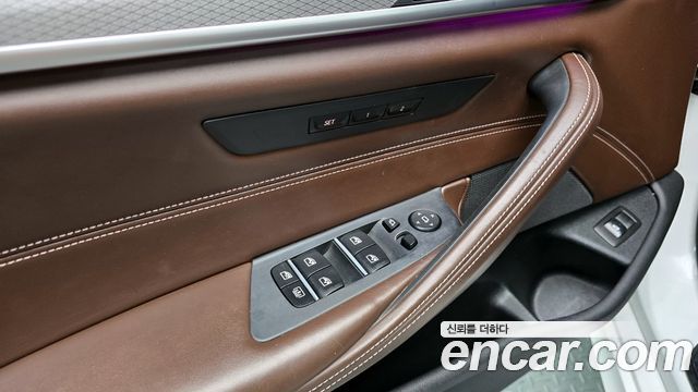 BMW 5 Series (G30) 520d M Sport Package Plus 2019 — фото 30