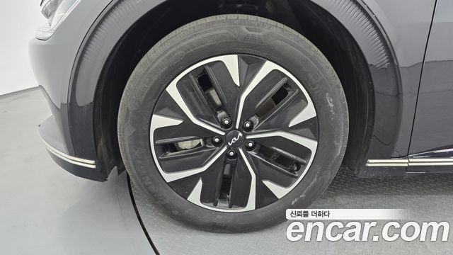 Kia EV6 Standard 4WD Earth 2022 — фото 5
