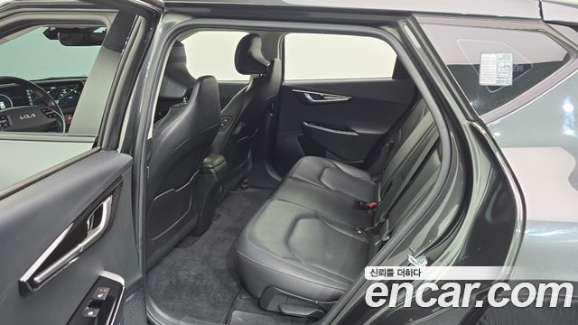 Kia EV6 Standard 4WD Earth 2022 — фото 11
