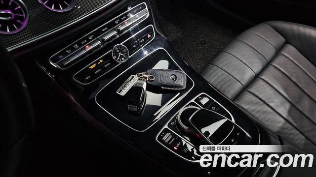 Mercedes-Benz E-Class (W213) E450 4MATIC Coupe 2020 — фото 19