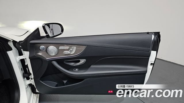 Mercedes-Benz E-Class (W213) E450 4MATIC Coupe 2020 — фото 24