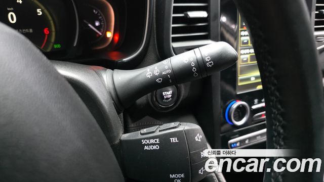 Renault Korea QM6 2.0 GDe PREMIERE 2WD 2020 — фото 17