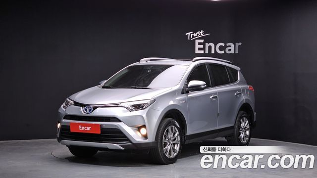 Toyota RAV4 2.5 4WD Hybrid 4th 2018 — фото 1