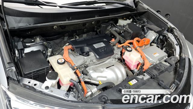 Toyota RAV4 2.5 4WD Hybrid 4th 2018 — фото 6