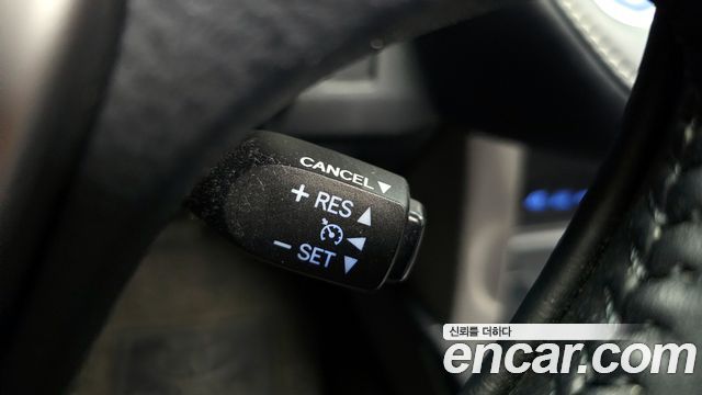 Toyota RAV4 2.5 4WD Hybrid 4th 2018 — фото 34