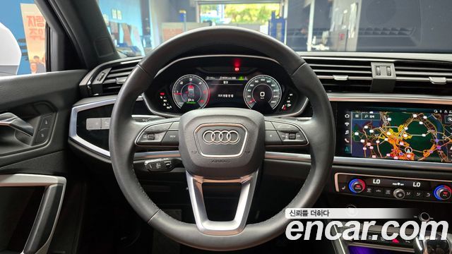 Audi Q3 (F3) 35 TDI Quattro Premium 2022 — фото 17
