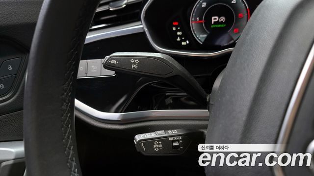 Audi Q3 (F3) 35 TDI Quattro Premium 2022 — фото 23