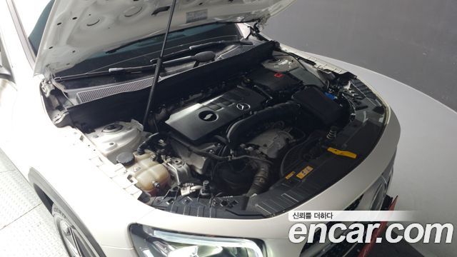 Mercedes-Benz GLB-Class (X247) GLB250 4MATIC 2022 — фото 6