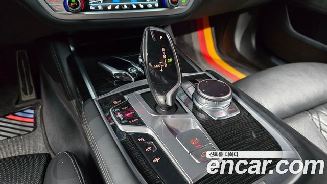 BMW 7 Series (G11) 730Ld xDrive M Sport 2018 — фото 9