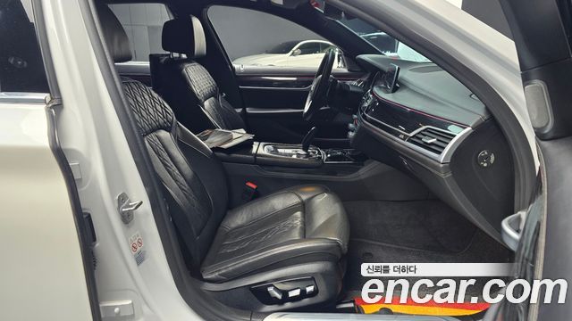 BMW 7 Series (G11) 730Ld xDrive M Sport 2018 — фото 10